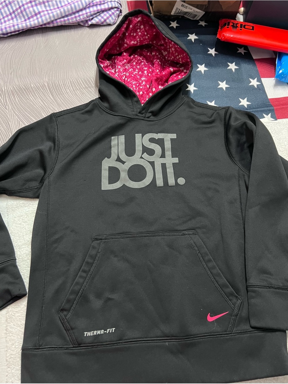 Nike Girls Youth M Therma-FIT Just Do It Hoodie Black Gray Pink 520529-010